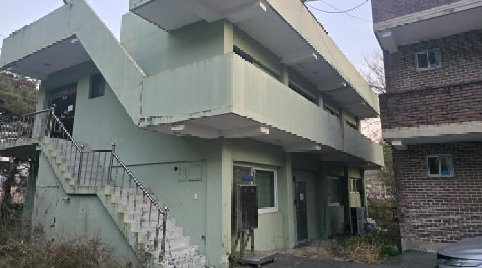시동 기숙사동의 전경