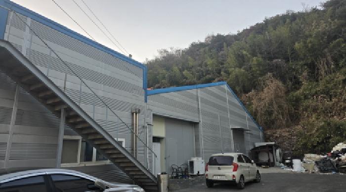 에이동 단층공장의 전경