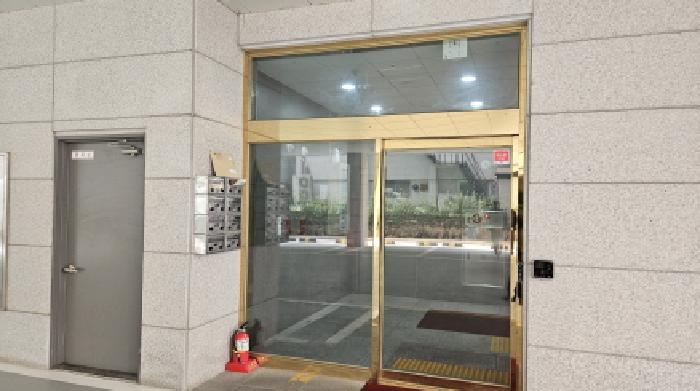 목록2. 공동현관문