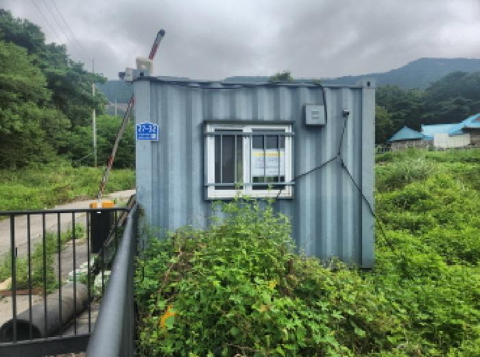 출입문에서 바라본 본건 내부 전경