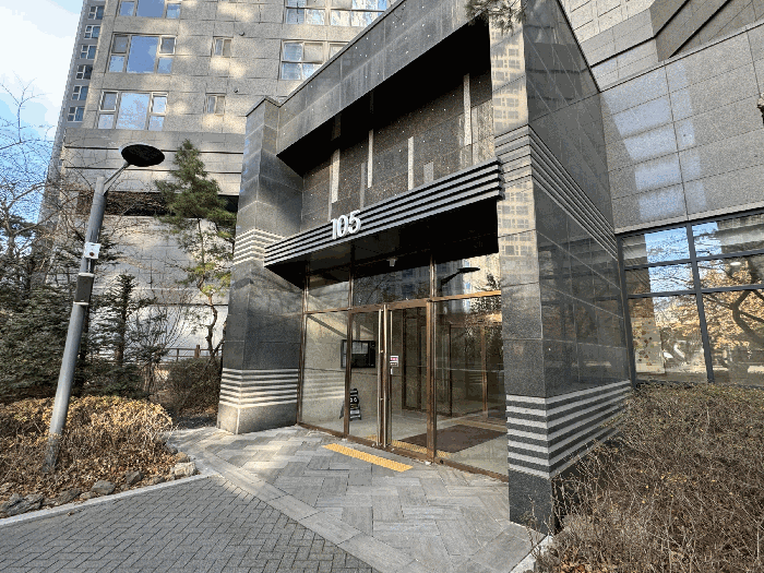 2층 공동출입구