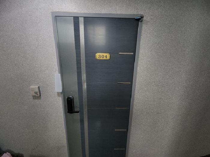 304호