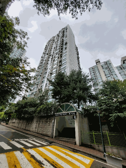 110동 남동측 전경