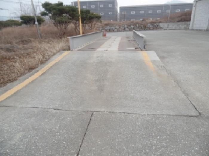 제시외 ㄱ.계근대 1식