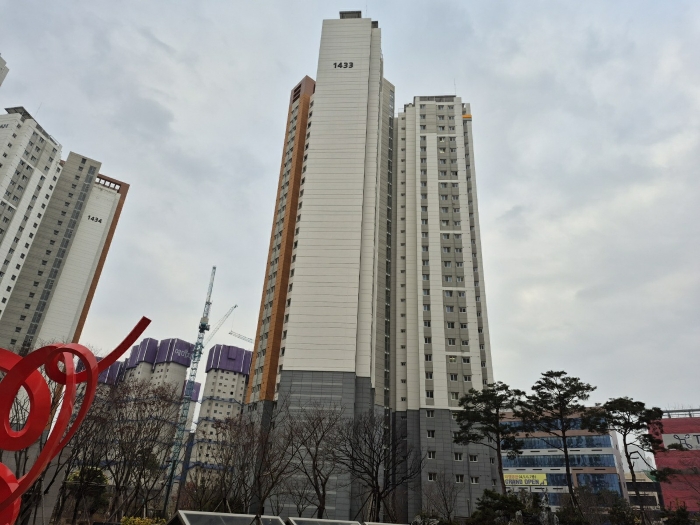 본건 동 전경