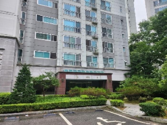 공동출입문