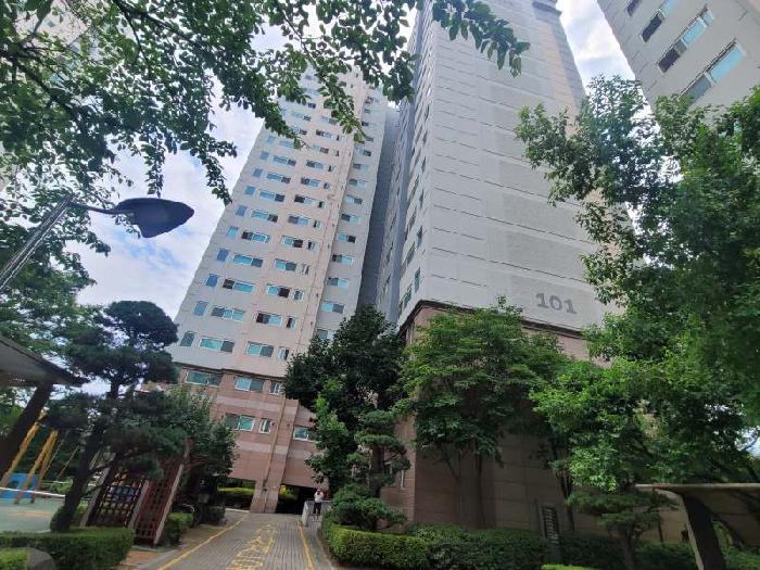 101동 전경(측면)
