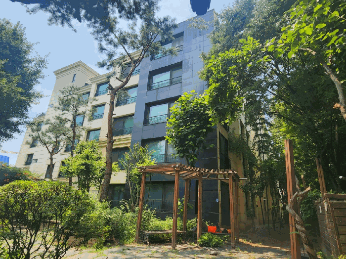건물 전경