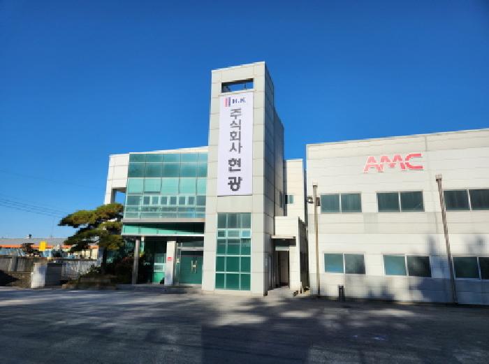경북 칠곡군 가산면 학상1길 138-13.지상 공장의 전경