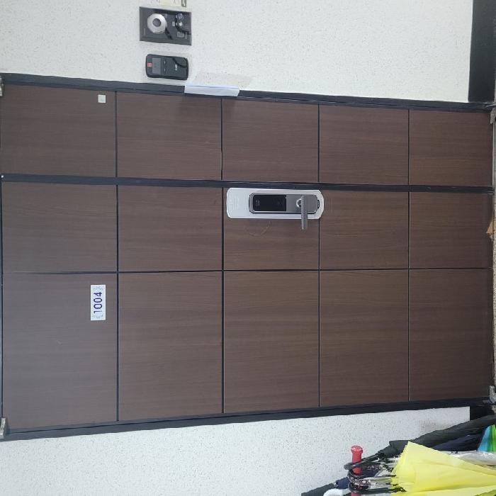 세대 현관문