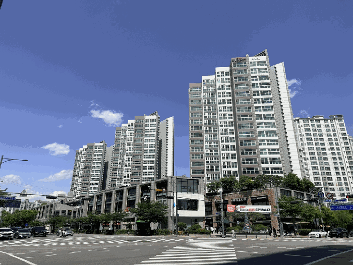 본건 단지 전경 (남서측에서 촬영)