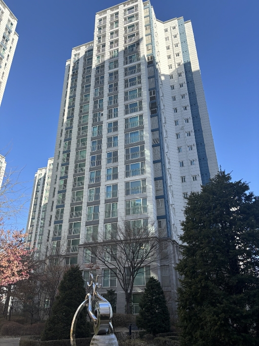 본건 동 전경