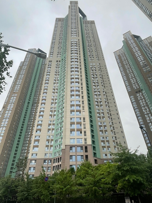 본건이 속한 건물 전경