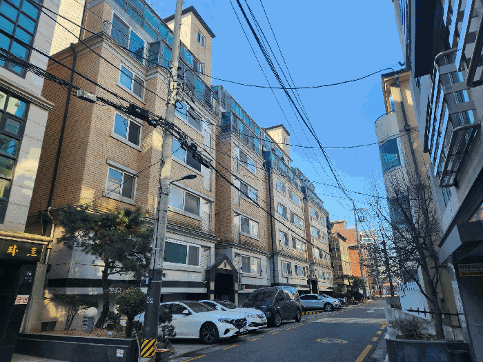 [본건 전경2]