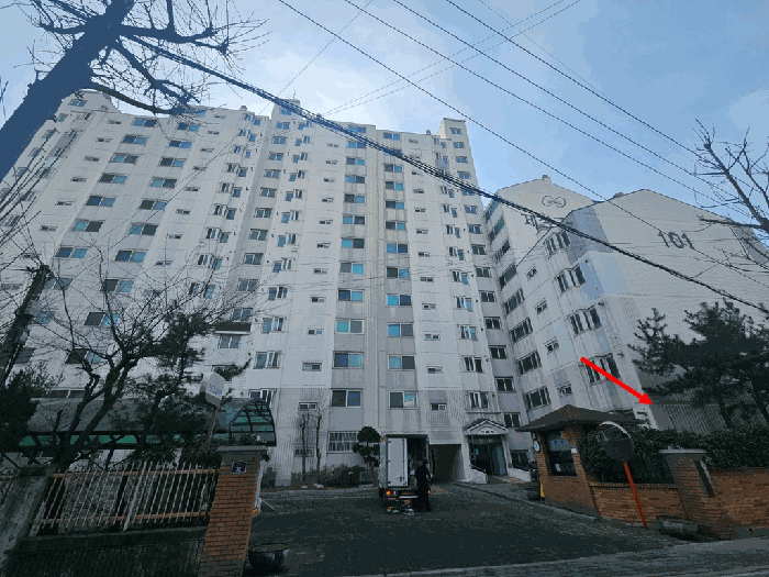 본건 전경 - 1