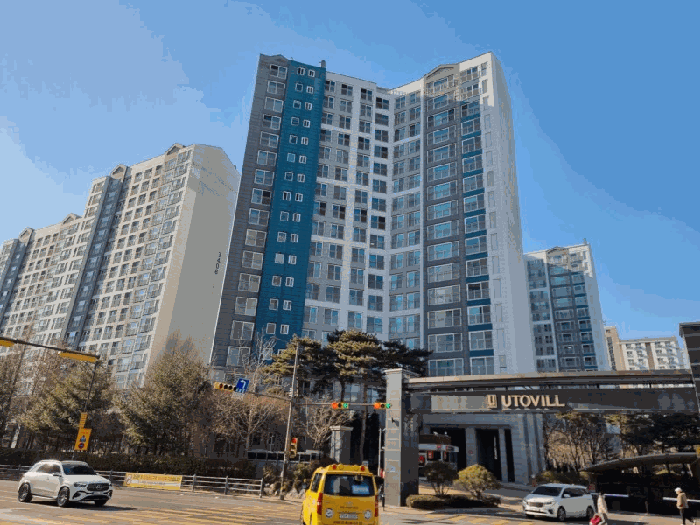본건전경(남동측에서 촬영)