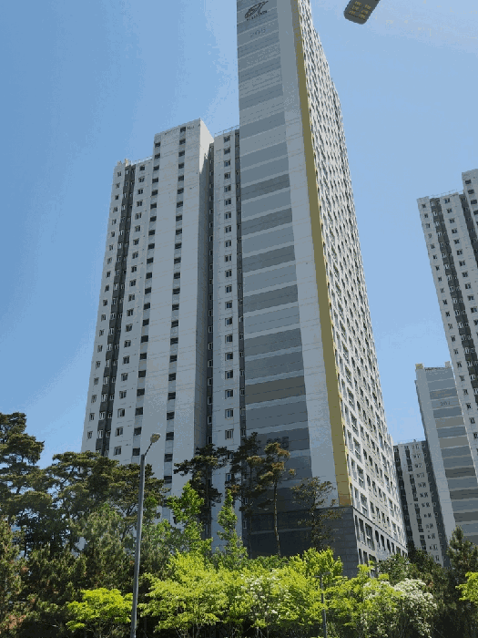 [ 본건(205동) 전경 ]