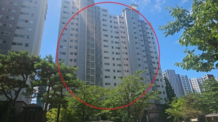 본건 소재 건물 전경